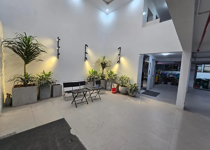 Homestay Pham Van Dong, Ha Noi