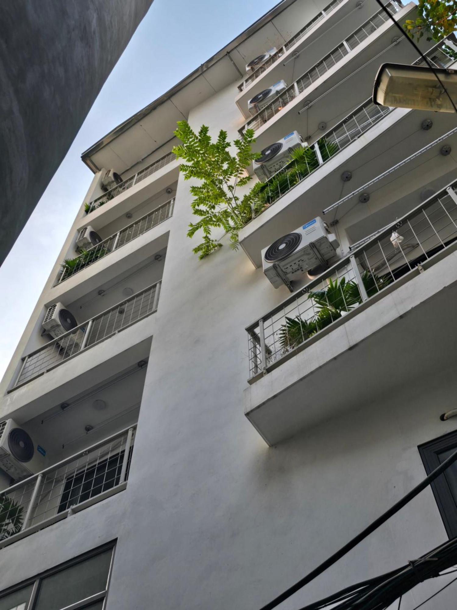 Pham Dong, Ha Noi Apartment *
